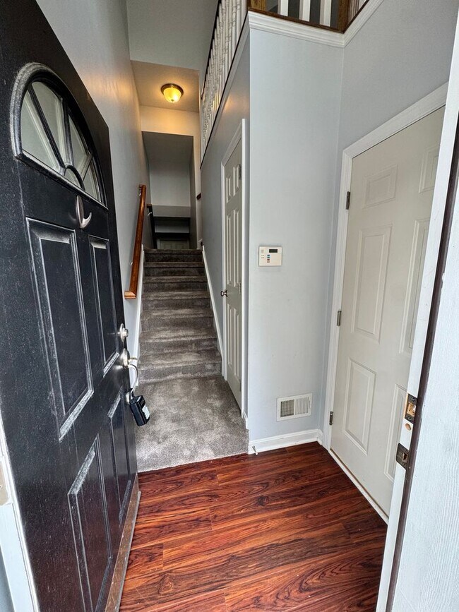 Building Photo - Move-In Ready Wexford Home Featuring Modern Updates and an Attached Two-Car