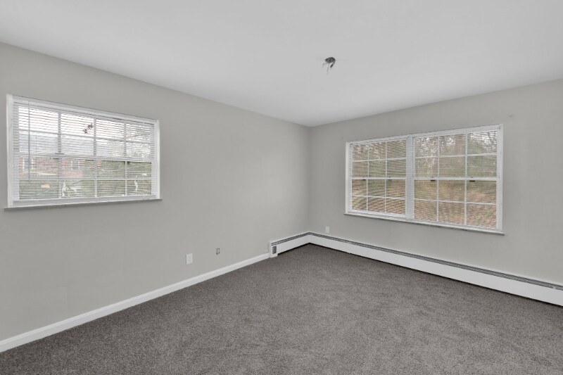 Building Photo - 125 Zinn Pl