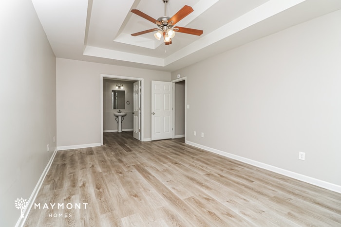 Building Photo - 113 Whispering Ct