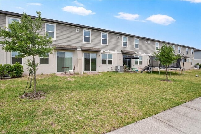Building Photo - 2026 Crape Jasmine Ln