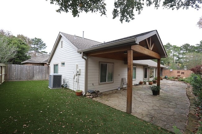 Building Photo - 3515 Cape Forest Dr