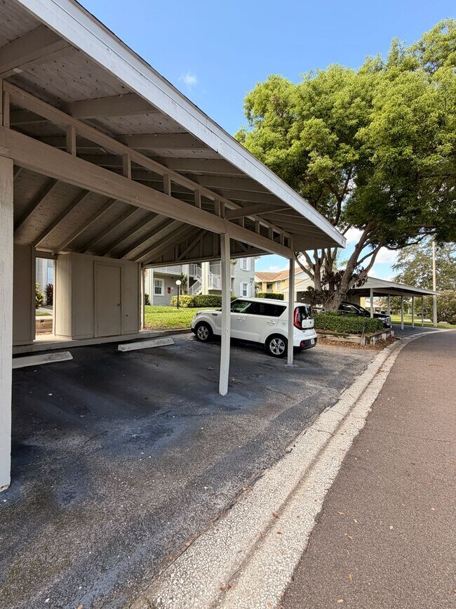 Building Photo - 1435 Millstream Ln