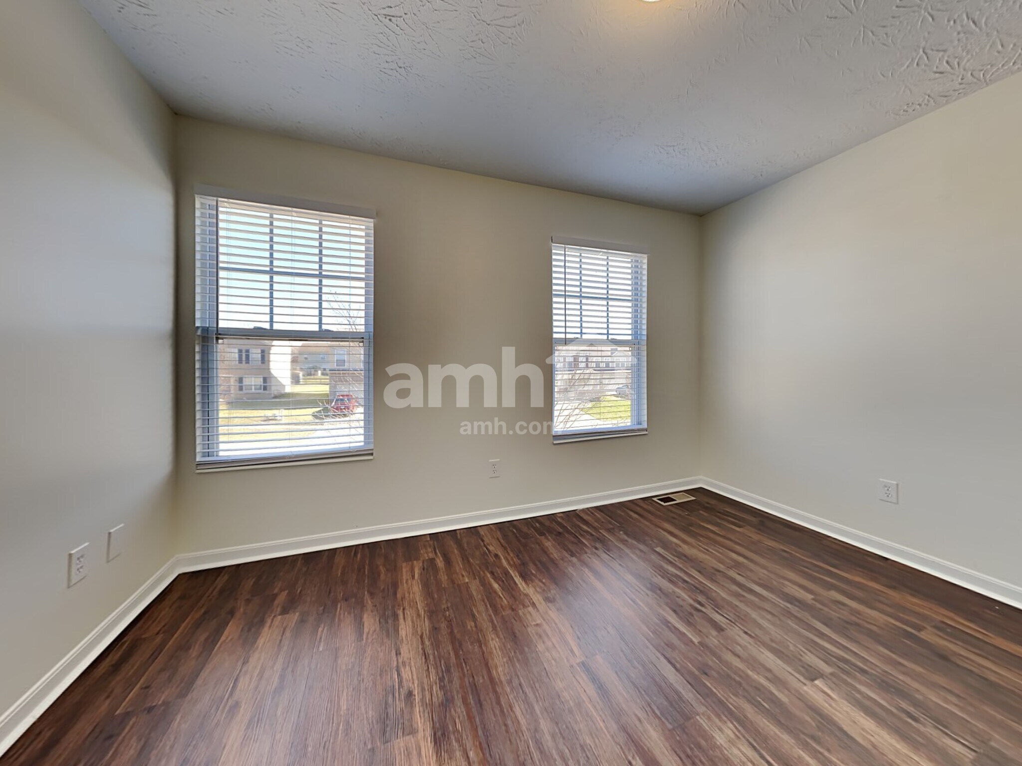 Building Photo - 6697 Bedington Ln