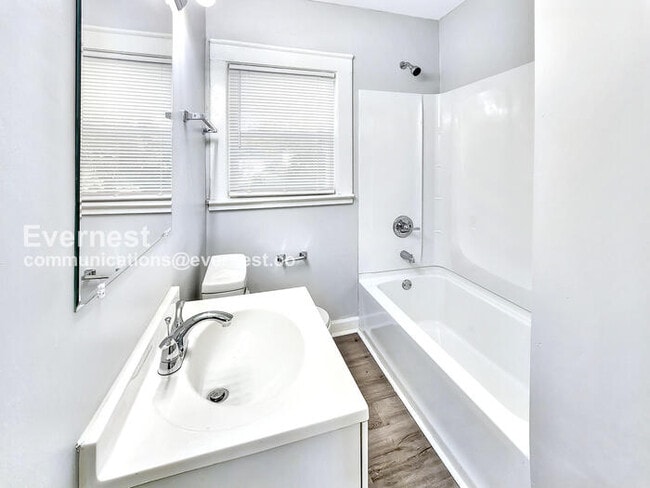 Building Photo - 1711 Westhaven Dr SW