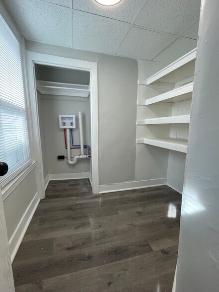 Building Photo - 65 Hudson Ave