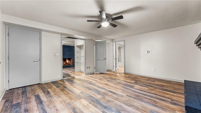 Building Photo - 2676 Cottonwood Dr