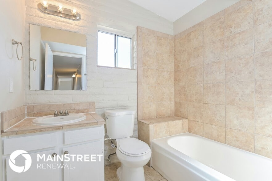 Building Photo - 8467 E Shasta Dr