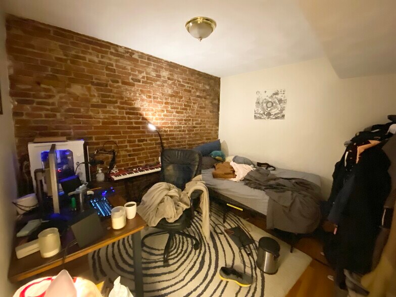 Building Photo - 838 Huntington Ave