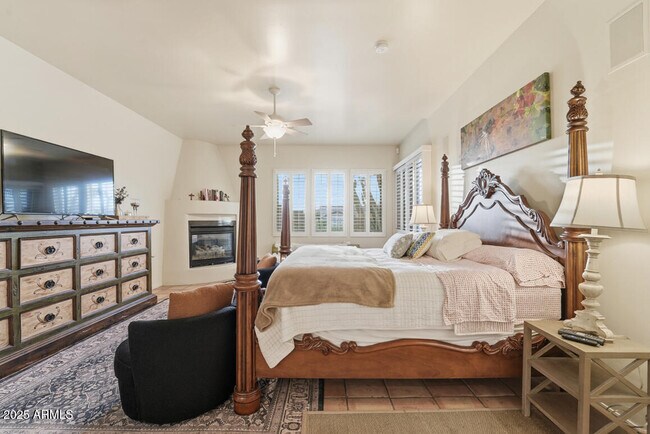 Building Photo - 12202 N 138th St