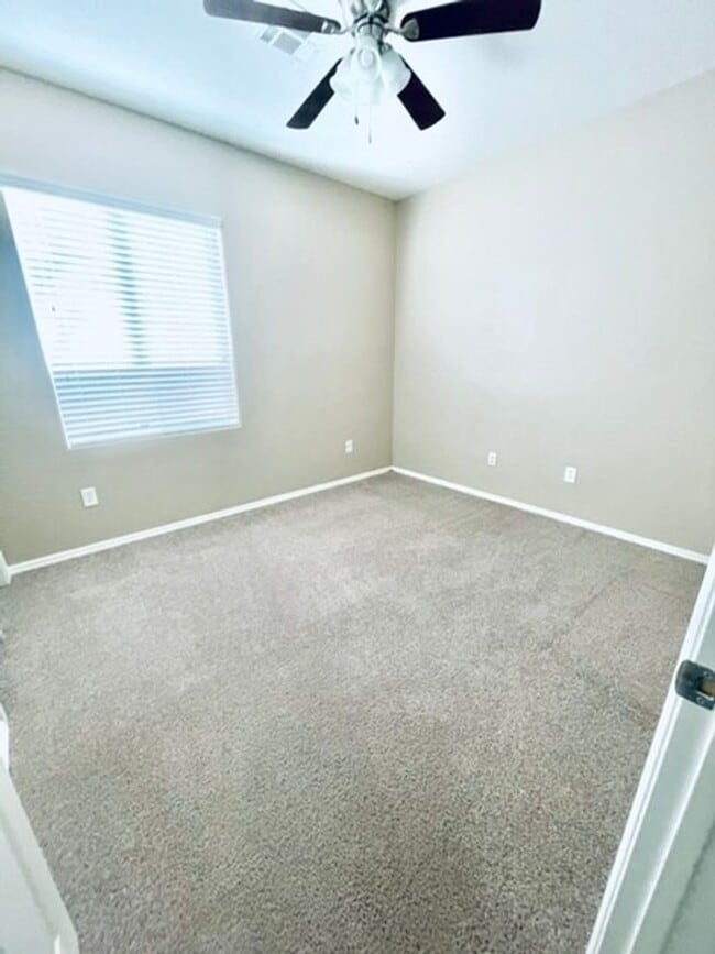 Building Photo - Beautiful Upgraded, single story home in a...