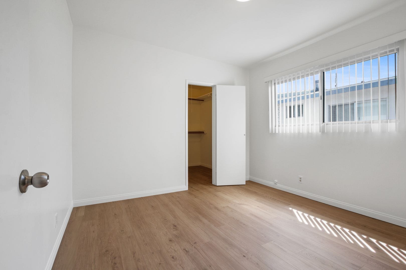 Building Photo - 422 Hill St