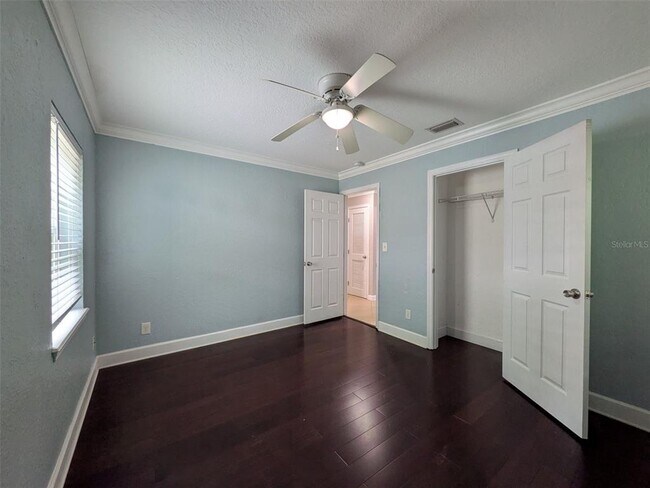Building Photo - 313 Granada Dr