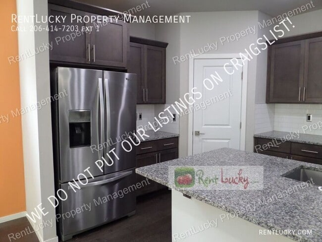 Building Photo - 24520 95th Pl S