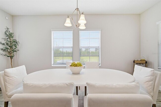 Building Photo - 6396 Roadstead Ct