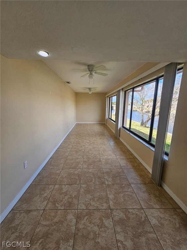 Building Photo - 1221 SE 46th Ln