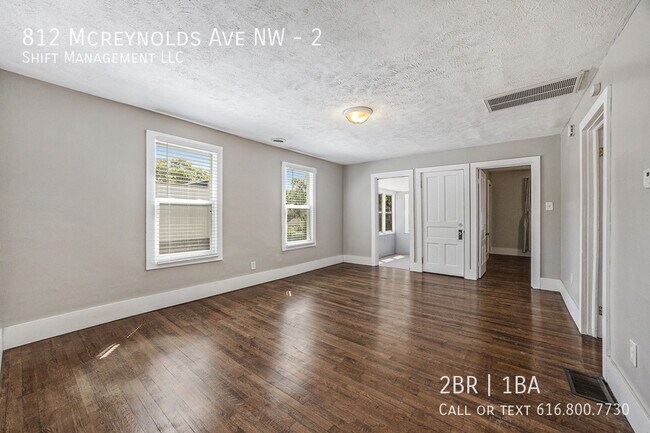 Building Photo - 812 Mc Reynolds Ave NW