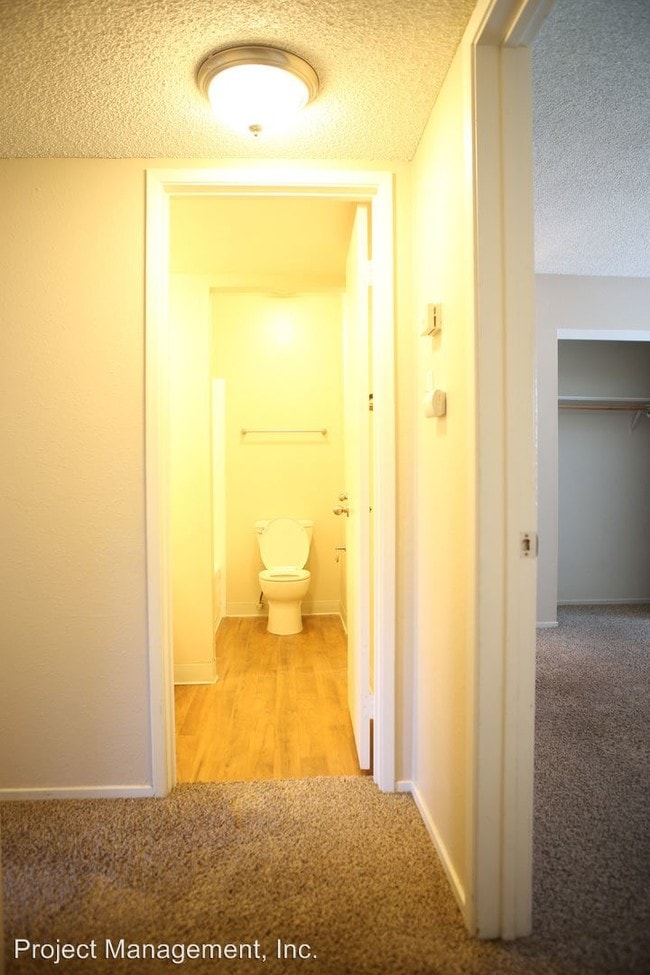 Building Photo - 2740 Elvyra Way