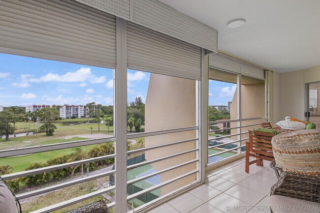 Building Photo - 3661 Via Poinciana