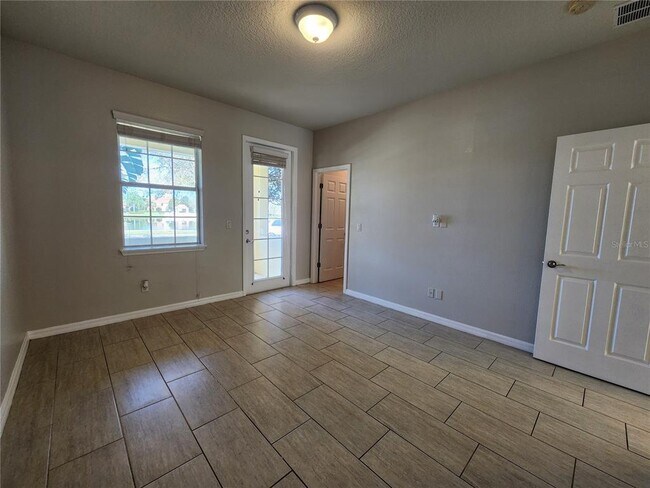 Building Photo - 8626 Elder Ln
