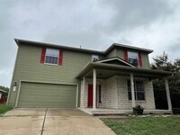 Building Photo - BIG 4/2.5 in Georgetown Village