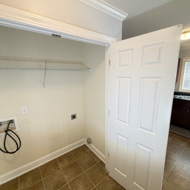 Building Photo - 4235 Dudleys Grant Dr