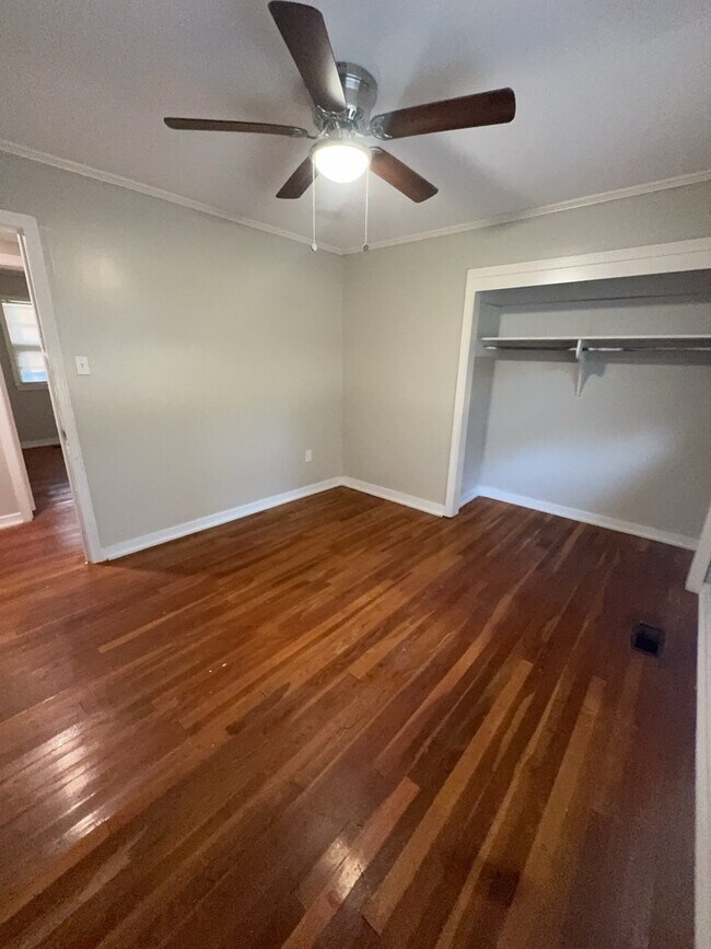 Building Photo - 5855 Canton Park Dr