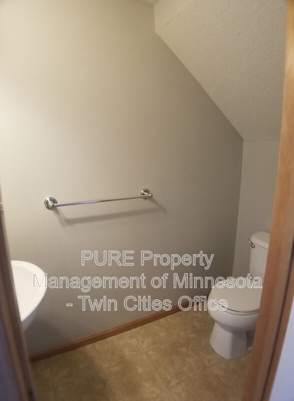 Building Photo - 5092 French Dr N