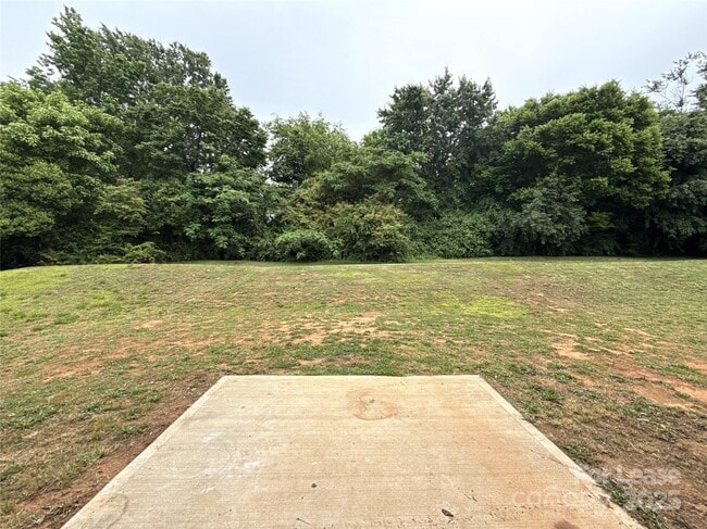 Building Photo - 635 Northway Dr