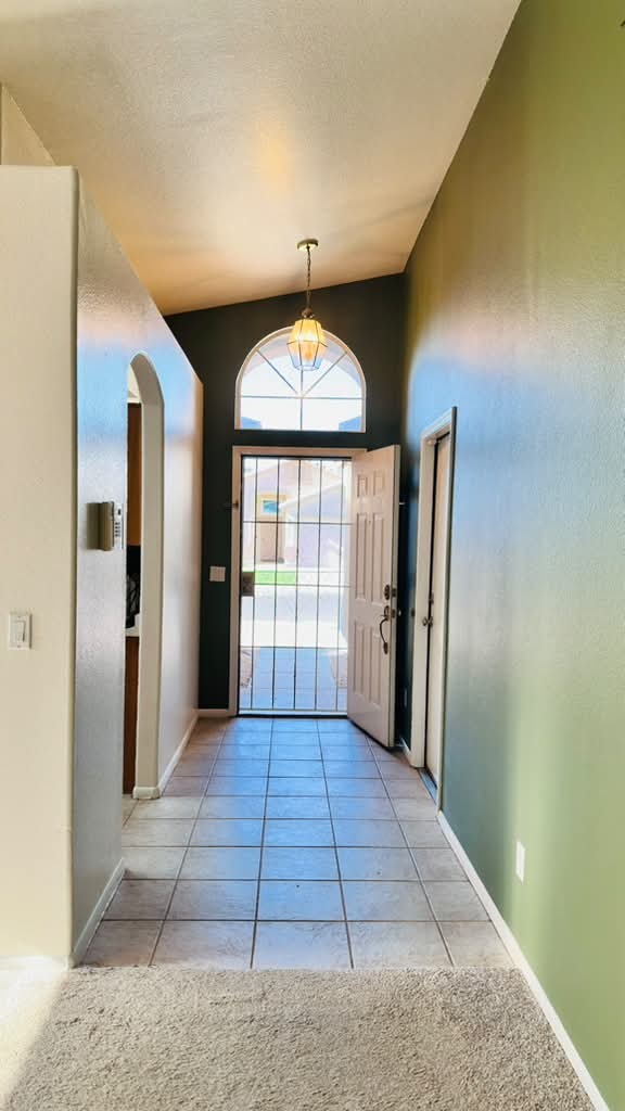 Building Photo - 4826 W Ponderosa Ln