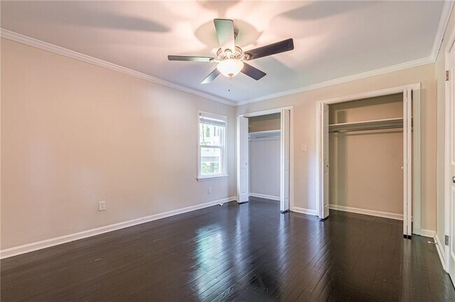 Building Photo - 1574 Old Spring House Ln