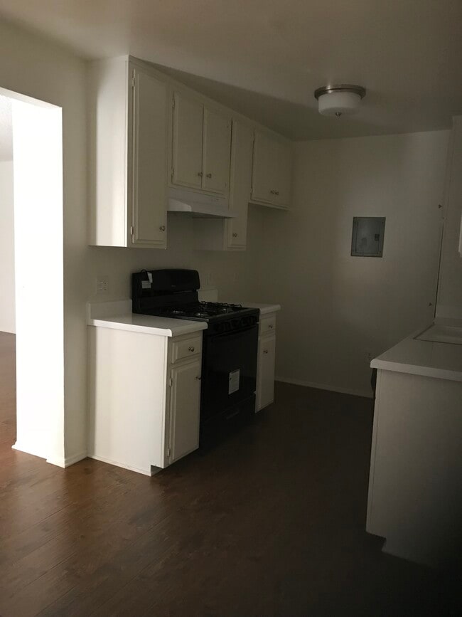 Building Photo - 20947 Bryant St