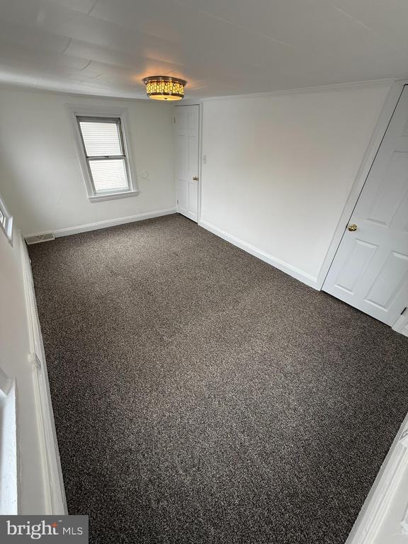 Building Photo - 109 N Main St