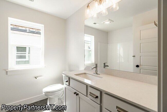 Building Photo - *** Recently built & Dog Friendly *** 3 Bed 2.5 Bath Townhouse