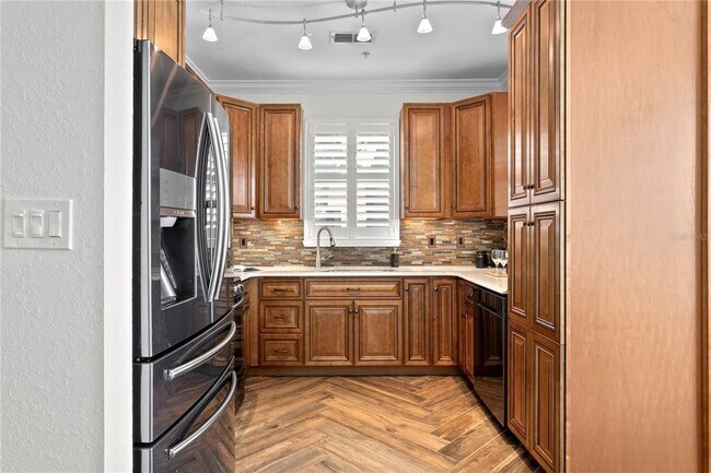 Building Photo - 2741 Via Cipriani