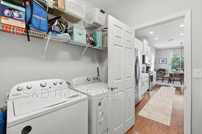 Building Photo - 3615 Peregrine Wy