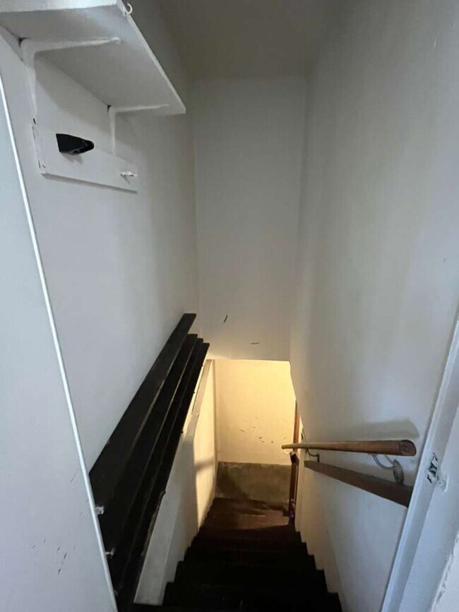 Building Photo - 9813 Lullaby Ln