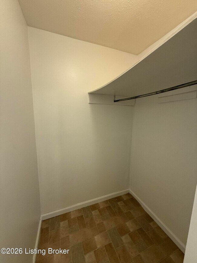 Building Photo - 4206 Dover Rd