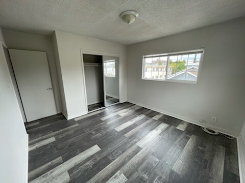 Building Photo - 6923 Ben Ave