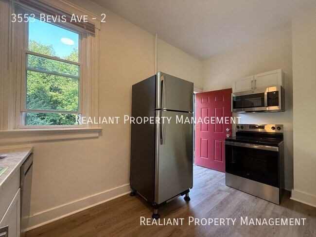 Building Photo - 3553 Bevis Ave