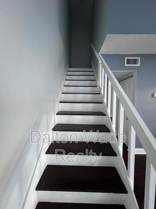 Building Photo - 2095 Sunset Point Rd