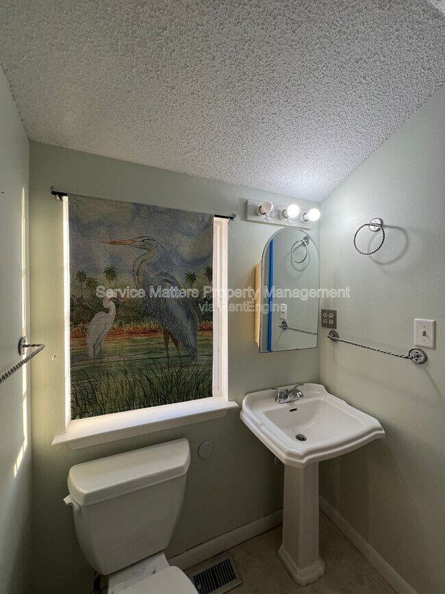 Building Photo - 1708 Briza Del Mar Dr