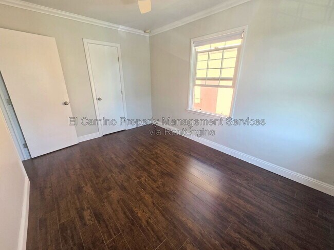 Building Photo - 1036 2nd St