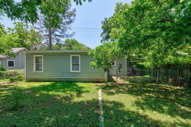 Building Photo - 5406 Bolm Rd