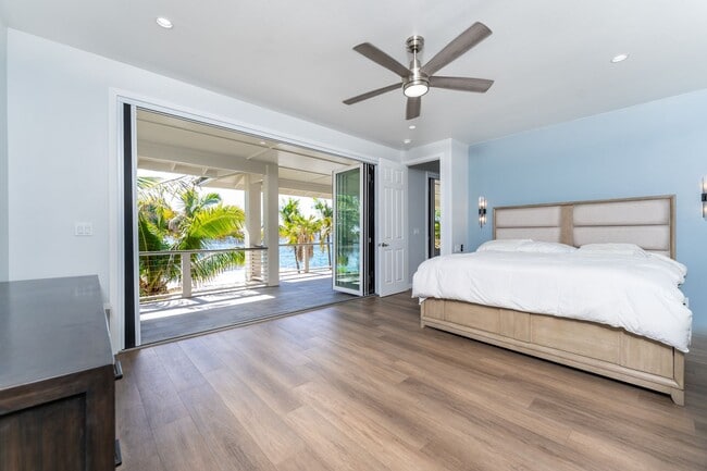 Building Photo - Furnished Luxury Ocean Front Estate in Waianae with Old Hawaii rural setting- 3 Bedrooms x 3 Bath...