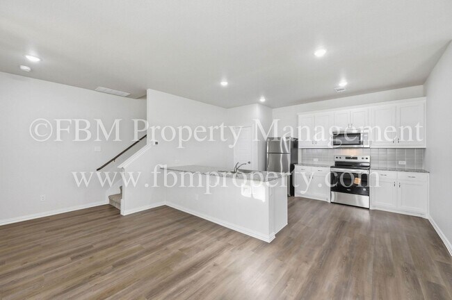 Building Photo - 1801 Ethereal Ln