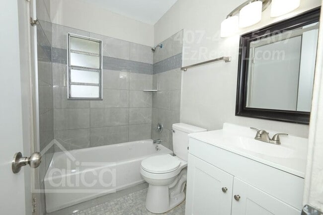 Building Photo - 5604 Cortez Dr