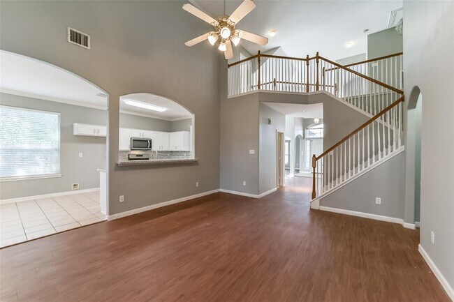 Building Photo - 440 Mystic Trail Loop