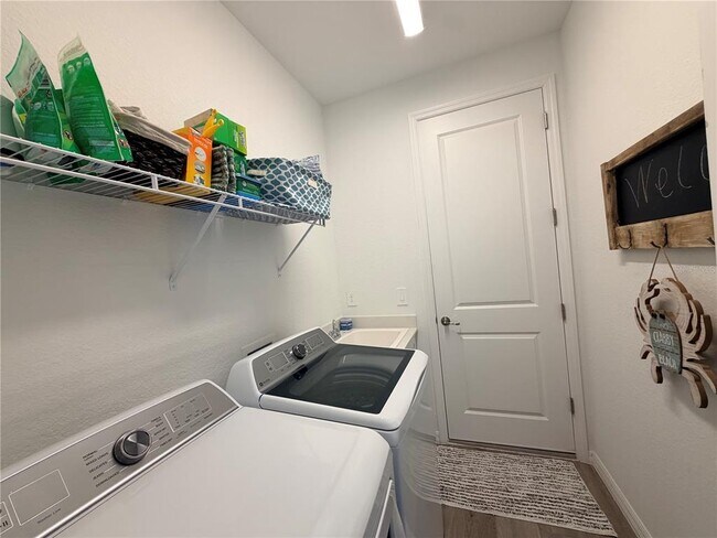Building Photo - 17697 Santorini Ct