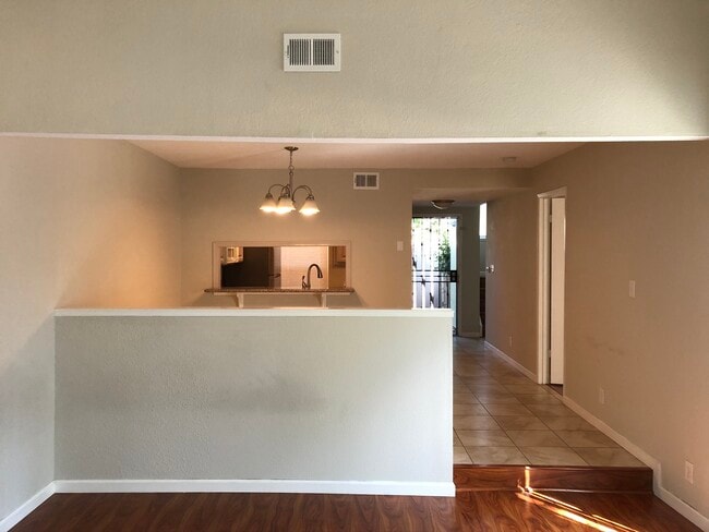 Building Photo - 24352 Dover Ln