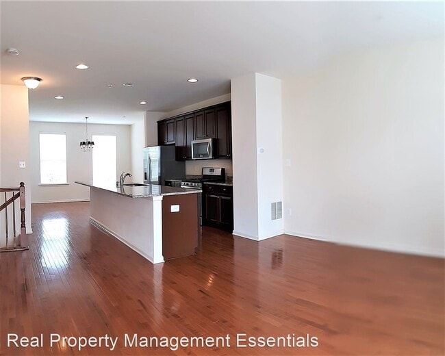 Building Photo - 4 br, 3.5 bath House - 508 Cobble Dr